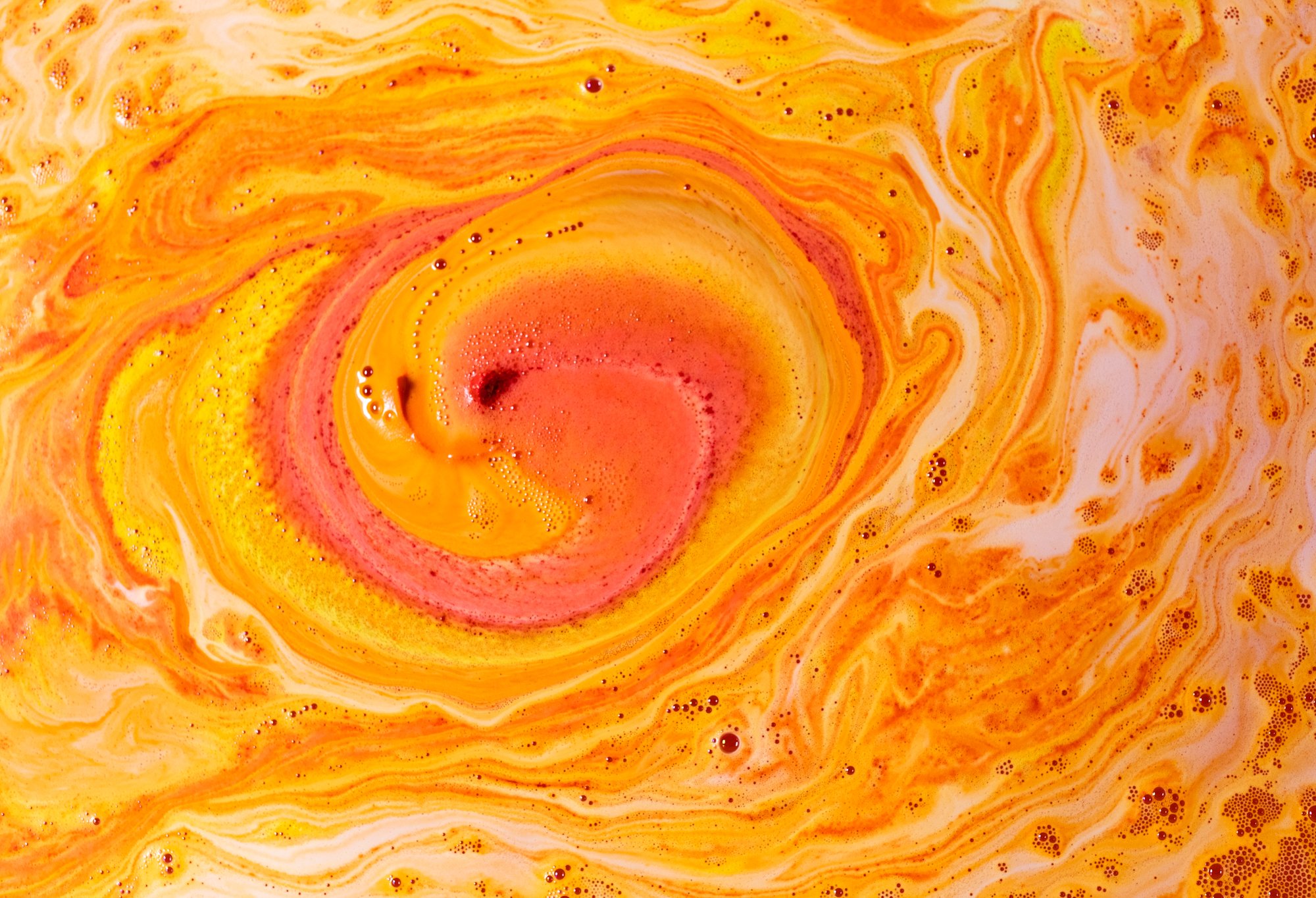 Flame-Flame Fruit bath bomb transforms waters into a flame-like fizz of yellows, oranges and reds - replicating fires' flames.