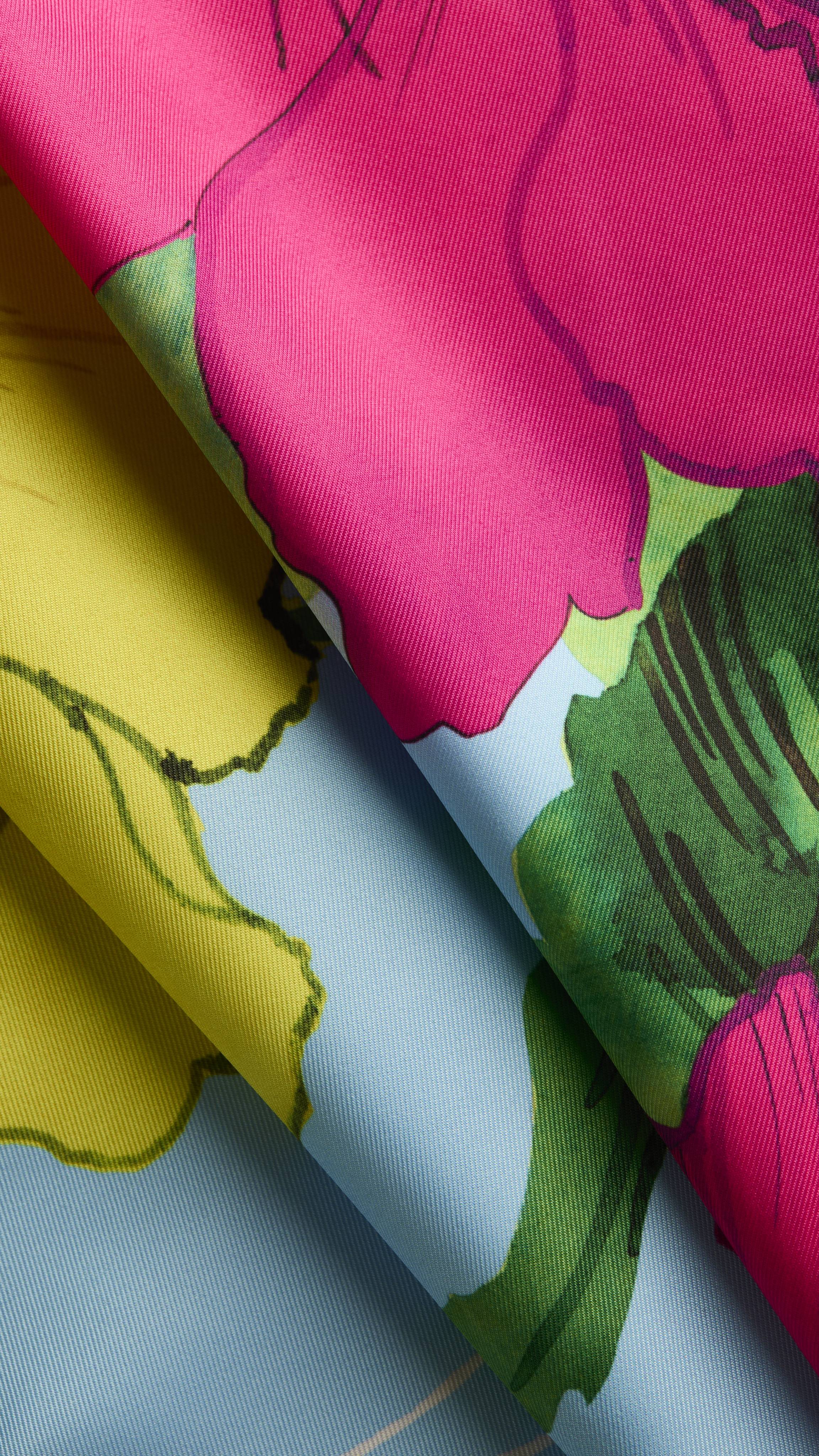 Peonies Knot Wrap