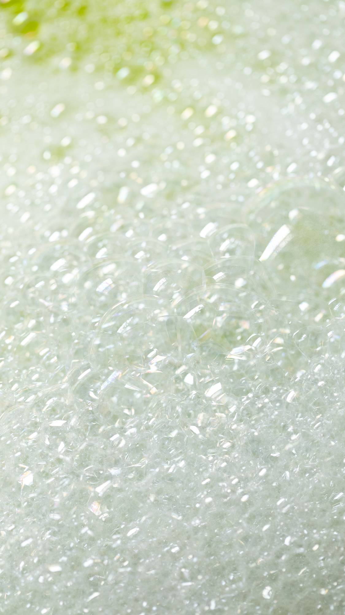 A super close-up of the thick blanket of hundreds and hundreds of bubbles.