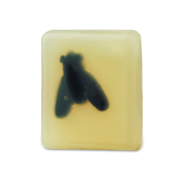 キープ イット フラッフィ フローティングソープ | LUSH